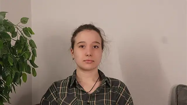 LoreleiRion online show from 03-28-26, 05:41