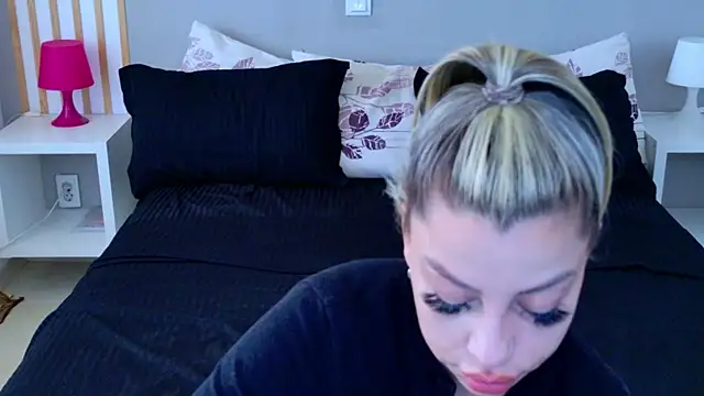 Ohh Nicole online show from 04-23-26, 07:37