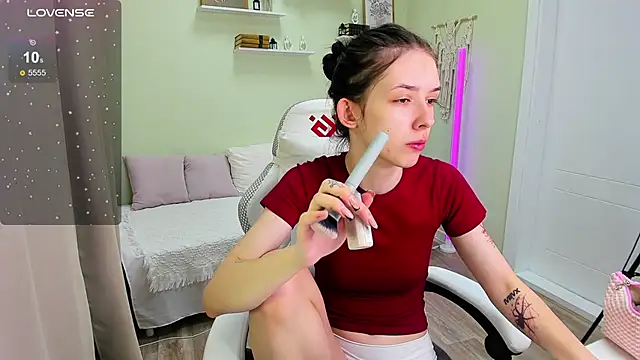 AnnaOddy online show from 06-03-26, 01:17