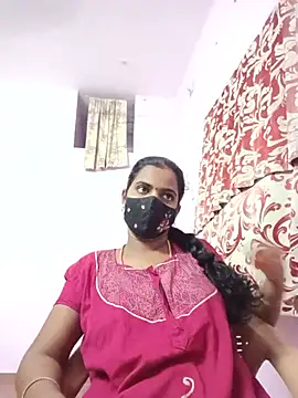 Snapshot of tamilratchasii chatting on 05-17-26, 05:46 tamilratchasii online show from 05-17-26, 05:46