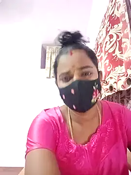 Snapshot of tamilratchasii chatting on 03-28-26, 05:58 tamilratchasii online show from 03-28-26, 05:58