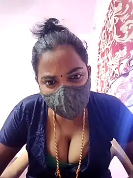 Snapshot of tamilratchasii chatting on 03-28-26, 05:52 tamilratchasii online show from 03-28-26, 05:52