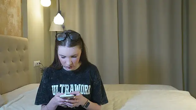 Nayeomy online show from 04-08-26, 04:08
