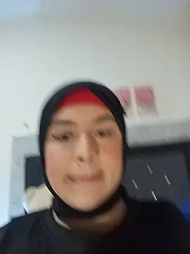 Snapshot of alia_asad chatting on 07-08-26, 11:55 alia asad online show from 07-08-26, 11:55