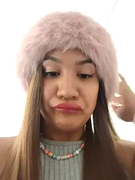 Snapshot of Medusa_Kitty chatting on 04-02-26, 06:14 Medusa Kitty online show from 04-02-26, 06:14