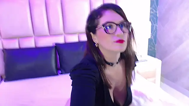 BiancaRoyalle online show from 04-05-26, 12:56