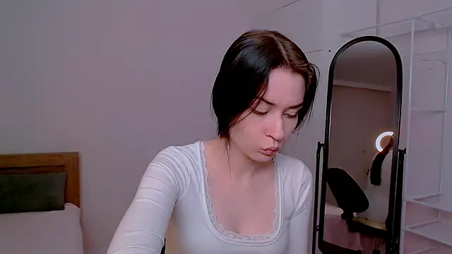 Tina Charm online show from 05-29-26, 06:58