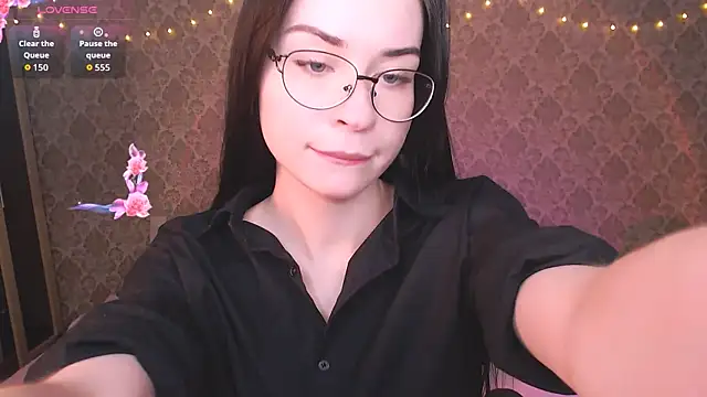 Tina Charm online show from 05-22-26, 06:39