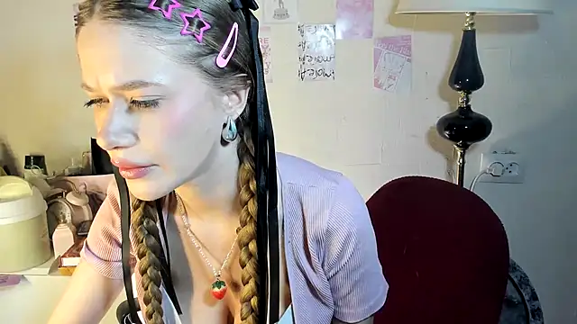 chloesweetbby online show from 04-10-26, 10:06