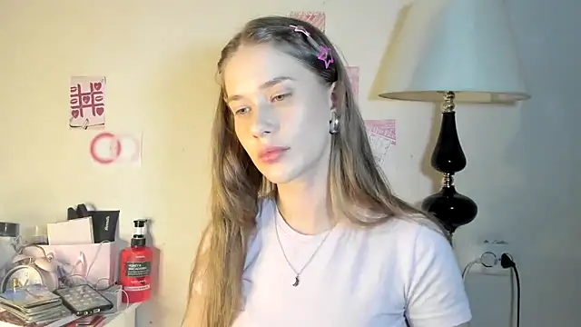 chloesweetbby online show from 04-11-26, 09:51