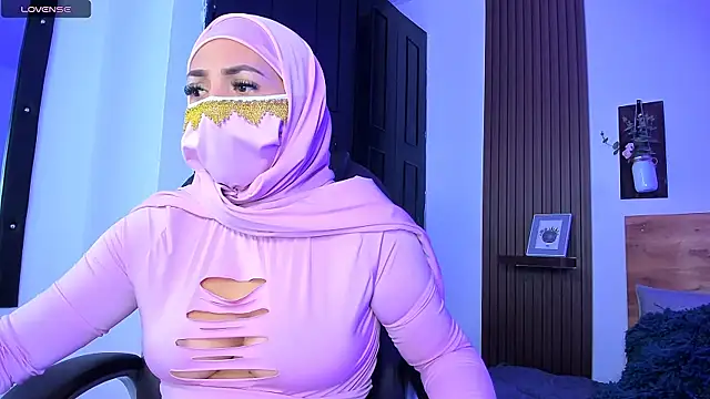 Snapshot of Nailea__ chatting on 04-02-26, 01:46 Nailea online show from 04-02-26, 01:46