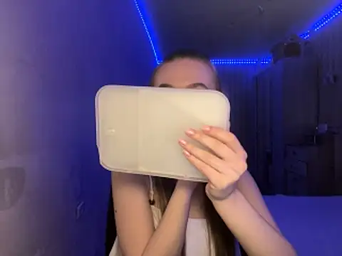 melissashineeee online show from 04-12-26, 01:36