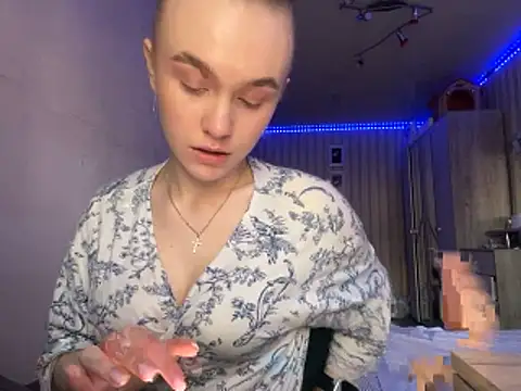 melissashineeee online show from 04-11-26, 11:36