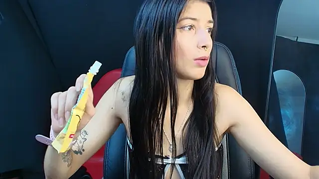 jazminswee online show from 05-01-26, 08:25