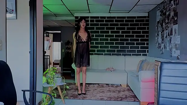 Miss sunshinee online show from 04-03-26, 09:54