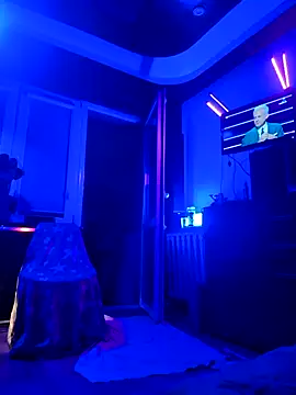 DomMONIKA online show from 04-07-26, 05:59