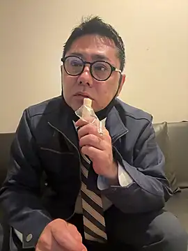 RYUICHI 1919 online show from 05-07-26, 10:40