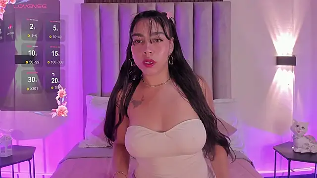 Valentina-Garciia online show from 04-10-26, 12:23