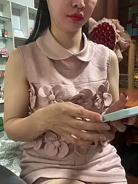 Snapshot of Phale2xx chatting on 03-28-26, 01:39 Phale2xx online show from 03-28-26, 01:39