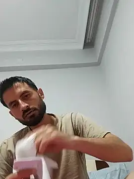 Snapshot of hornyturkishboy1994 chatting on 05-02-26, 02:28 hornyturkishboy1994 online show from 05-02-26, 02:28
