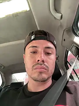 Snapshot of axel_y_greis chatting on 03-28-26, 05:03 axel y greis online show from 03-28-26, 05:03