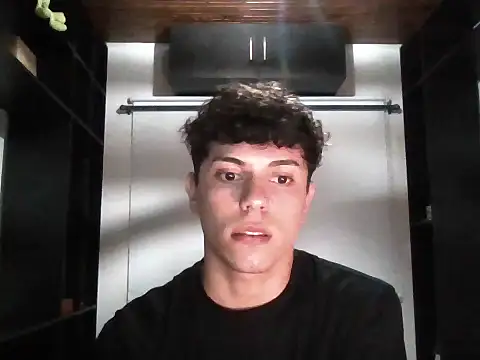 Snapshot of luch6oo9 chatting on 03-28-26, 11:17 luch6oo9 online show from 03-28-26, 11:17