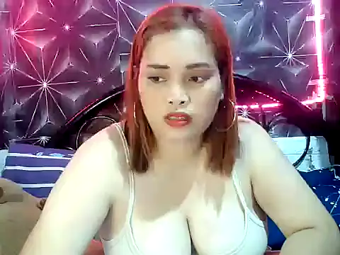 Hugeboobies69 online show from 06-27-26, 04:24