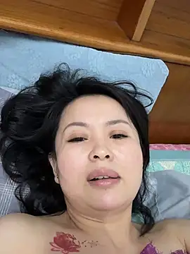 xiaxia-2026 online show from 04-21-26, 02:56