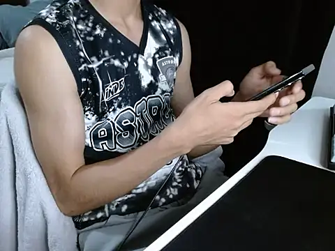 VazacGaming online show from 04-14-26, 02:27