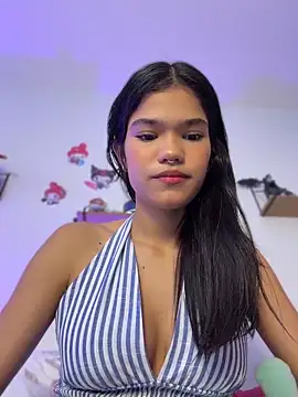 Emycarver09  online show from 05-18-26, 12:54