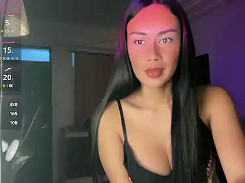 SweetSugar xx online show from 06-17-26, 07:13