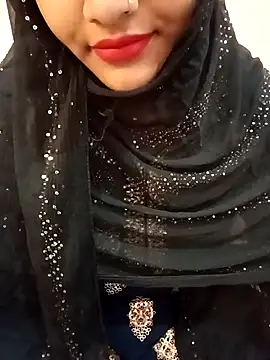 Miss Noor   online show from 04-24-26, 08:38