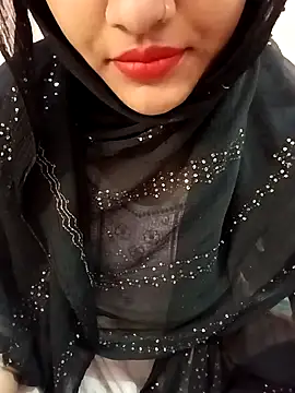 Miss Noor   online show from 04-23-26, 06:42