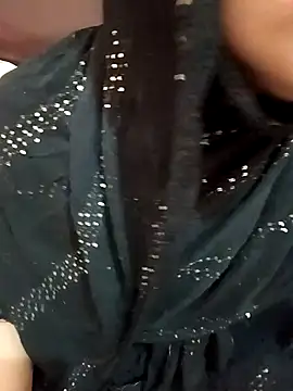 Miss Noor   online show from 06-18-26, 07:40