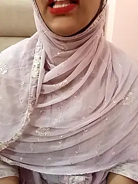 Snapshot of Miss_Noor__ chatting on 03-29-26, 07:10 Miss Noor online show from 03-29-26, 07:10