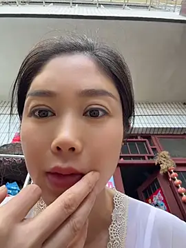 yuanpu0925 online show from 05-30-26, 11:21