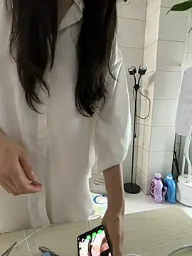 yuanpu0925 online show from 05-16-26, 10:42