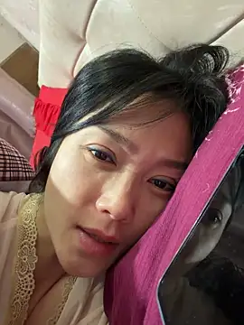 yuanpu0925 online show from 05-09-26, 11:08
