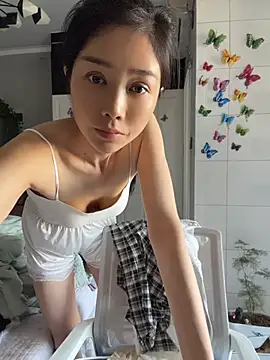 yuanpu0925 online show from 06-03-26, 10:47