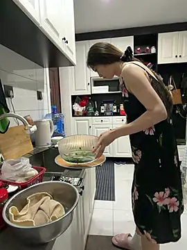 yuanpu0925 online show from 04-29-26, 10:52