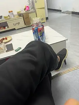 yingzi003 online show from 04-30-26, 01:40