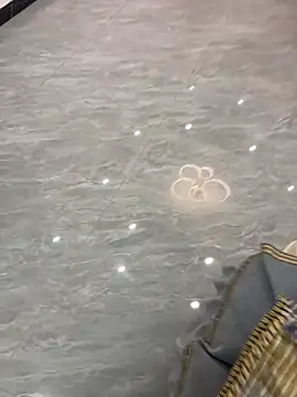 yingzi003 online show from 04-12-26, 02:09