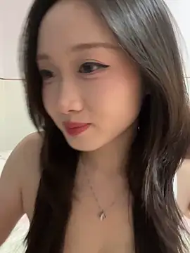Alice-babyone online show from 05-18-26, 04:01
