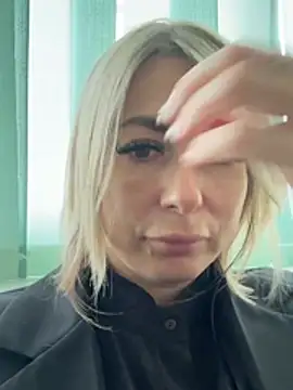 peach widow online show from 03-31-26, 09:55