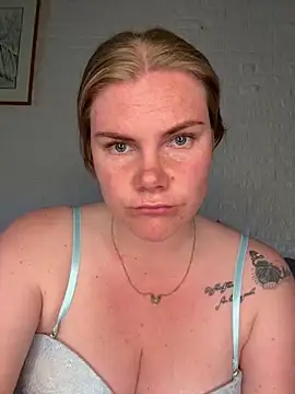SexyBlondJoanna-Exclusief online show from 04-18-26, 02:19