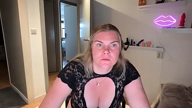 SexyBlondJoanna-Exclusief online show from 05-16-26, 10:36