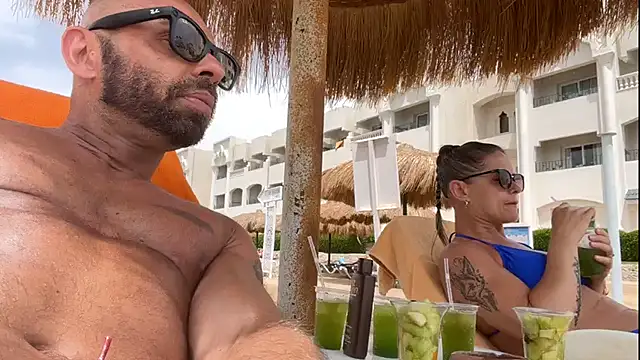 funycouple online show from 05-15-26, 08:23