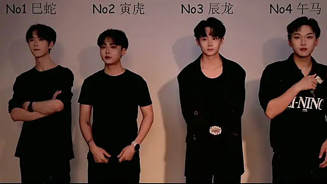 Dkcolo online show from 04-12-26, 10:40