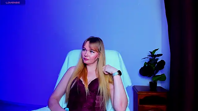 Kirasweetlove online show from 03-31-26, 10:50