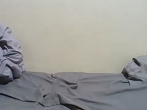 BOOBQUEEN25 online show from 04-10-26, 06:31